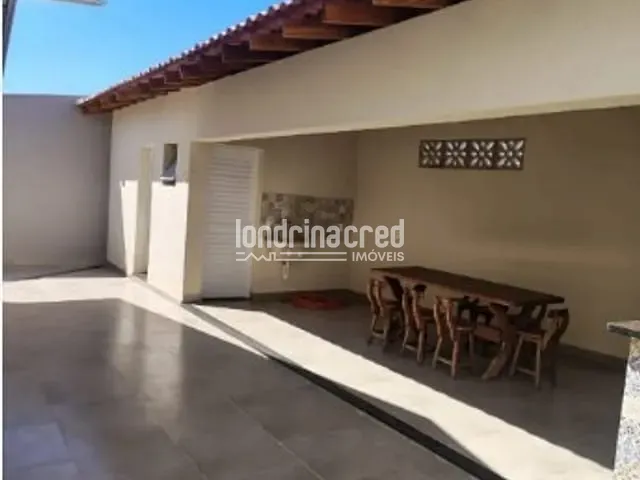 Casa 3 quartos e 4 banheiros, à venda, no bairro Alpes em Londrina