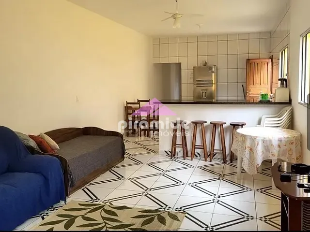 Casa com 150m² 3 quartos e 2 banheiros, à venda, no bairro Maranduba em Ubatuba
