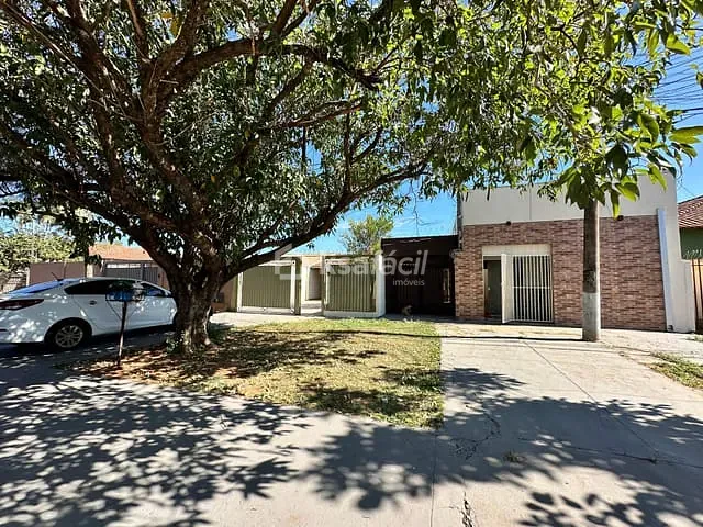 Casa com 525m² 5 quartos e 5 banheiros, à venda, no bairro Vila Taveirópolis em Campo Grande