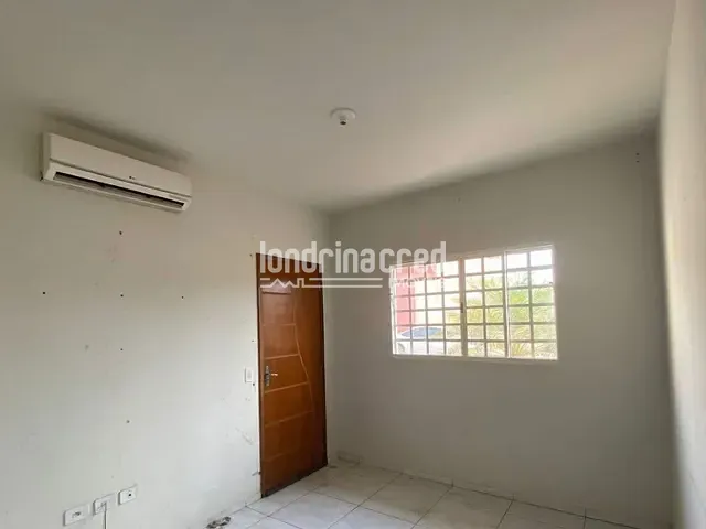 Casa com 114m² 2 quartos e 1 banheiro, à venda, no bairro Jardim Casa Grande em Ibiporã