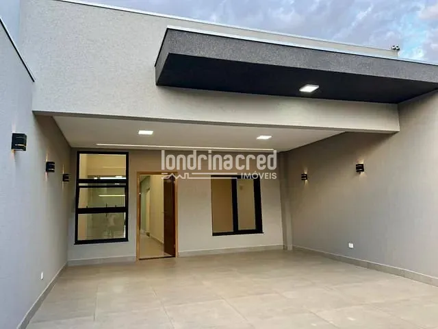 Casa com 180m² 3 quartos e 3 banheiros, à venda, no bairro Jardim Bandeirantes em Arapongas