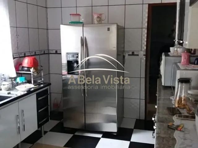 Casa com 250m² 6 quartos e 6 banheiros, à venda, no bairro Veloso em Osasco