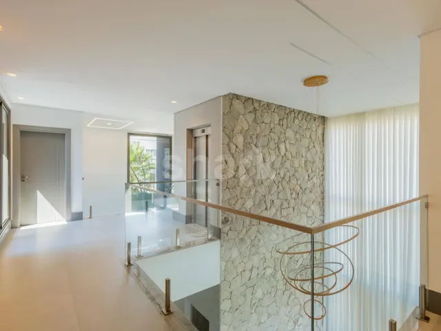 Casa com 565m² 4 quartos e 6 banheiros, à venda, no bairro Alphaville em Santana de Parnaíba
