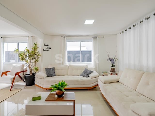 Casa com 300m² 4 quartos e 4 banheiros, à venda, no bairro Alphaville em Santana de Parnaíba