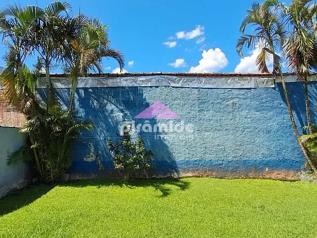 Casa com 280m² 3 quartos e 2 banheiros, à venda, no bairro Jardim do Sol em Ourinhos