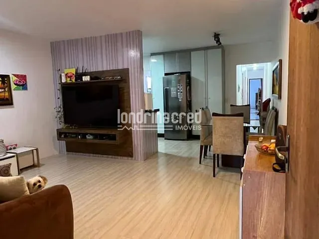 Casa com 150m² 3 quartos e 2 banheiros, à venda, no bairro Colúmbia em Londrina