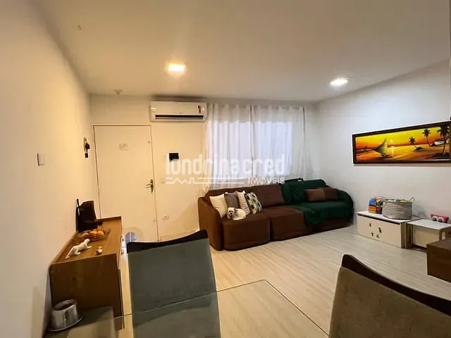 Casa com 150m² 3 quartos e 2 banheiros, à venda, no bairro Colúmbia em Londrina