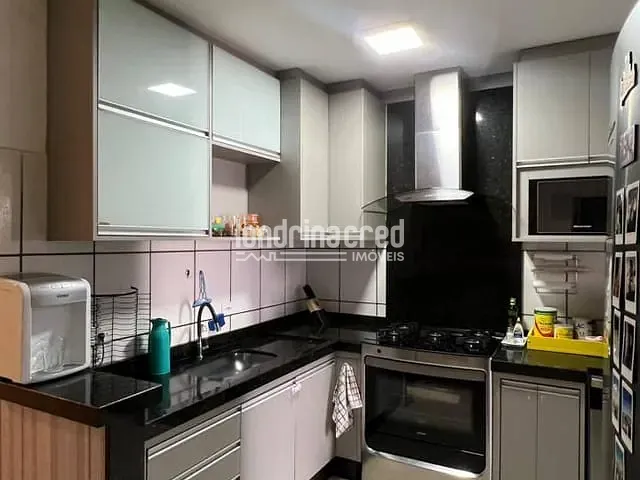 Casa com 150m² 3 quartos e 2 banheiros, à venda, no bairro Colúmbia em Londrina