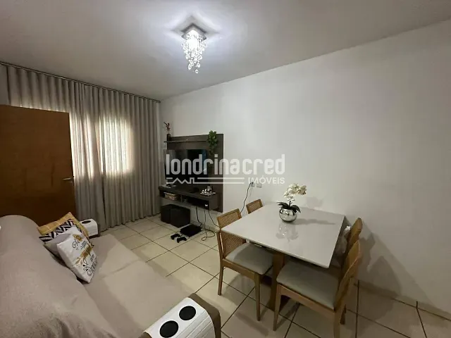 Casa com 125m² 2 quartos e 1 banheiro, à venda, no bairro Jardim Santo André em Londrina