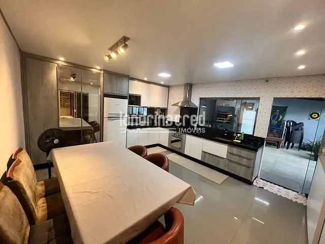 Casa com 199m² 3 quartos e 2 banheiros, à venda, no bairro Jardim São Paulo em Londrina