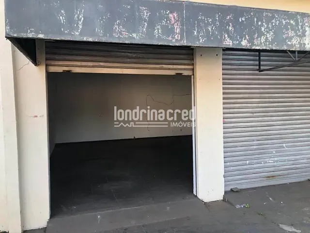 Casa com 270m² 3 quartos e 2 banheiros, à venda, no bairro Jardim Novo Sabará em Londrina