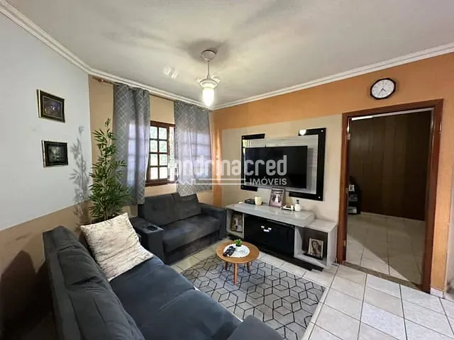 Casa com 270m² 3 quartos e 2 banheiros, à venda, no bairro Residencial Quadra Norte em Londrina
