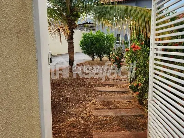 Sobrado com 360m² 3 quartos e 2 banheiros, para alugar, no bairro Jardim Jockey Club em Campo Grande