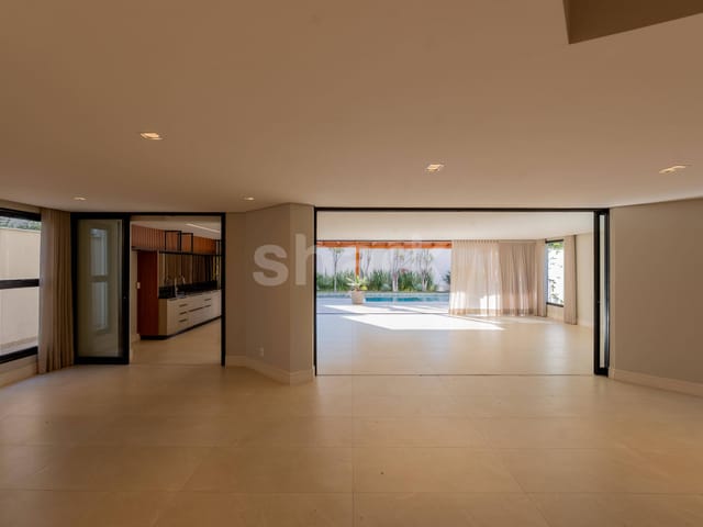 Casa com 600m² 4 quartos e 7 banheiros, à venda ou para alugar, no bairro Alphaville Residencial Zero em Barueri