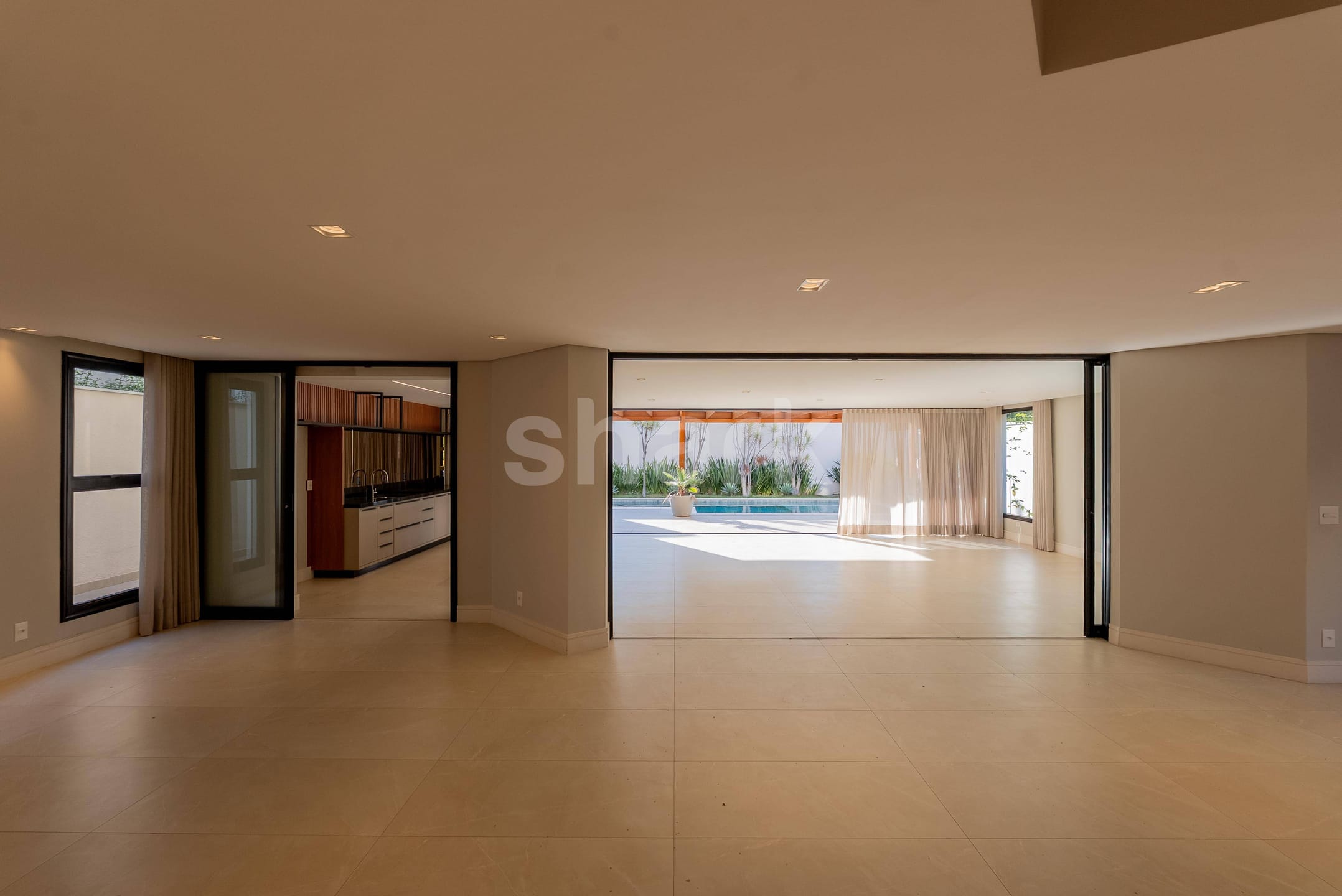 Casa em Alphaville Residencial Zero — foto 2