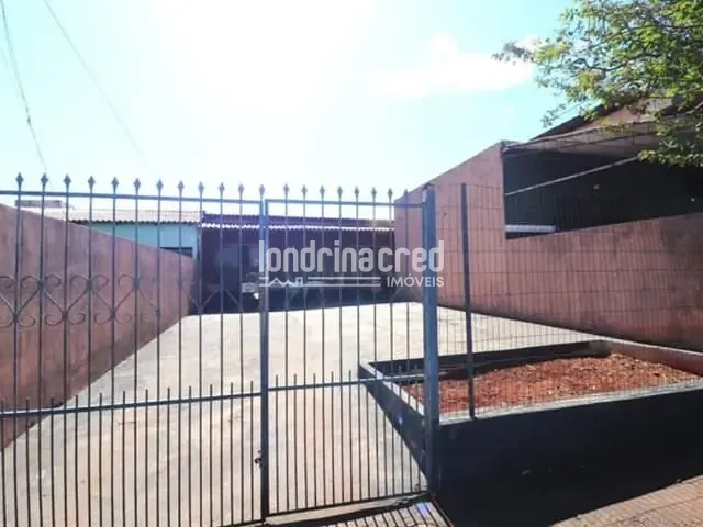 Casa com 261m² 3 quartos e 1 banheiro, à venda, no bairro Jardim Maria Celina em Londrina