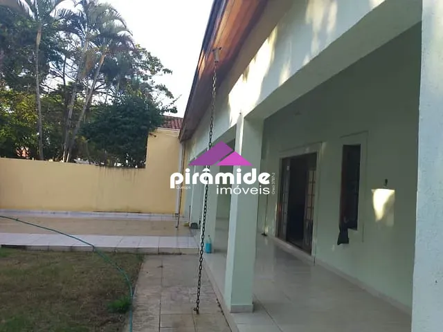 Casa com 450m² 4 quartos e 4 banheiros, para alugar, no bairro Jardim Alvorada em São José dos Campos