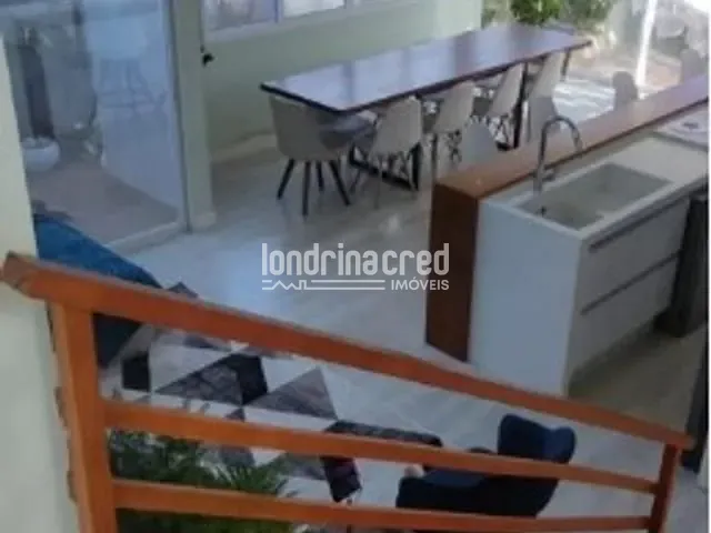 Casa 4 quartos e 3 banheiros, à venda, no bairro CONDOMÍNIO ARAÇARI em Londrina