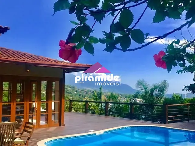 Casa com 4132m² 8 quartos e 10 banheiros, à venda, no bairro Centro em Ilhabela