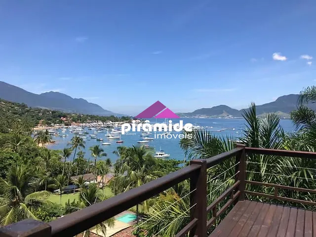 Casa com 4132m² 8 quartos e 10 banheiros, à venda, no bairro Centro em Ilhabela