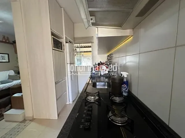 Casa com 130m² 2 quartos e 1 banheiro, à venda, no bairro Jardim Pequena Londres em Londrina