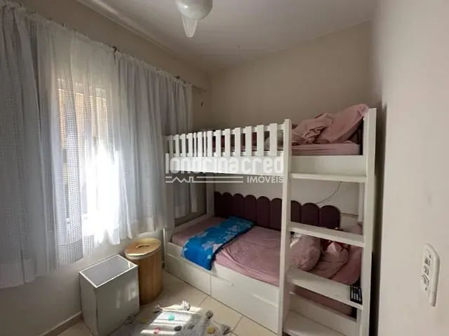 Casa com 130m² 2 quartos e 1 banheiro, à venda, no bairro Jardim Pequena Londres em Londrina