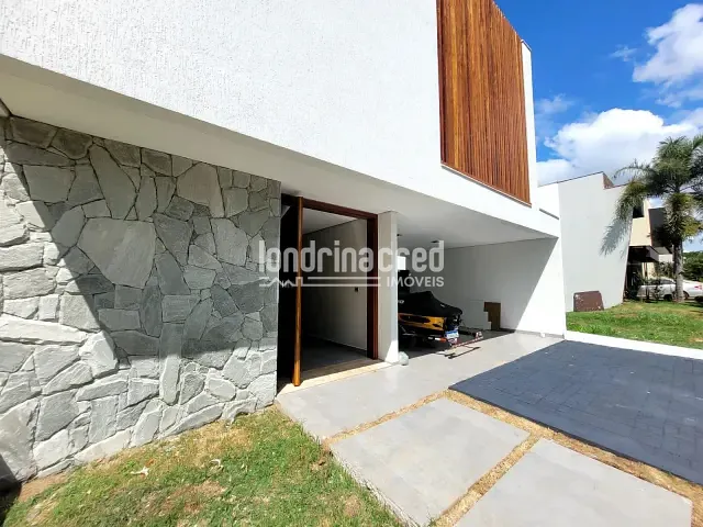 Casa com 250m² 3 quartos e 5 banheiros, à venda, no bairro Condominio Bella Vitta em Londrina