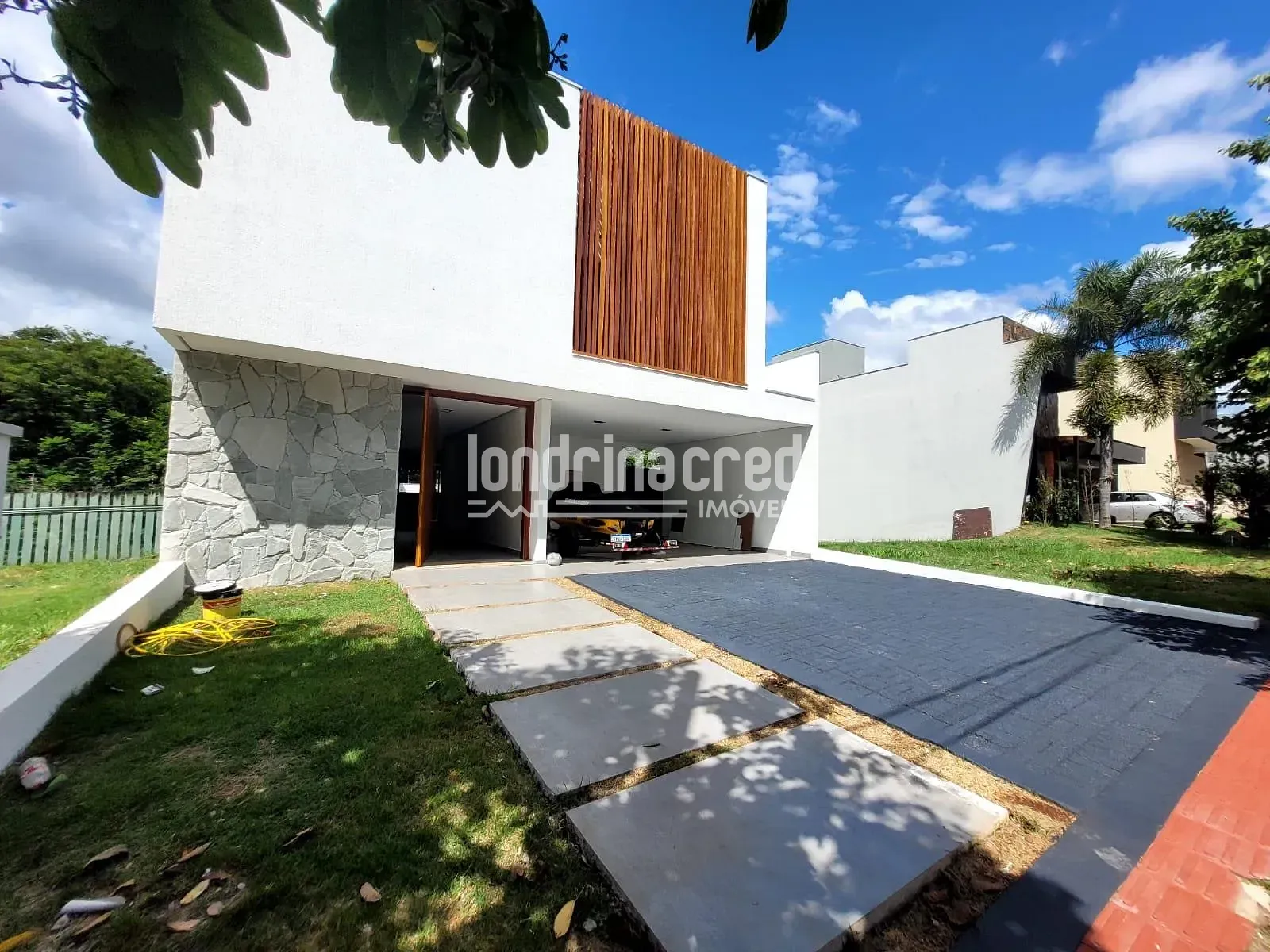 Casa, 3 quartos, 236 m² - Foto 3