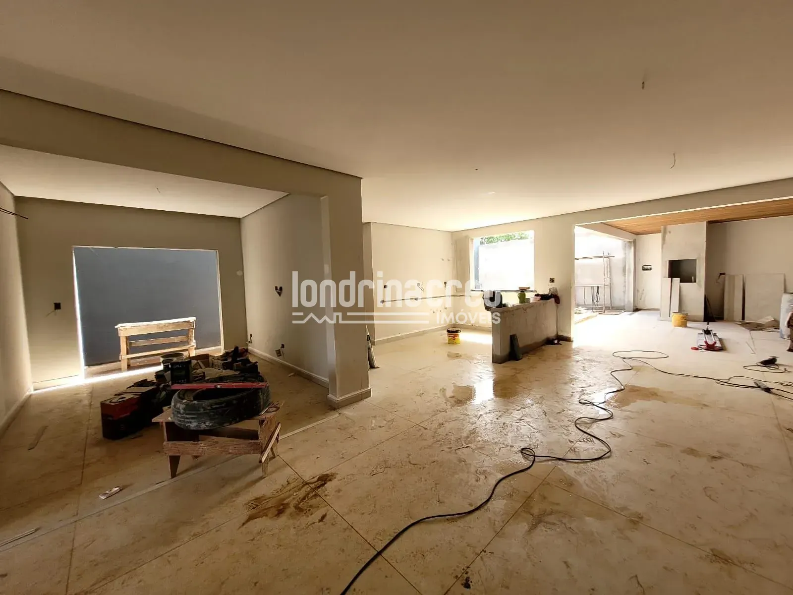 Casa, 3 quartos, 236 m² - Foto 4