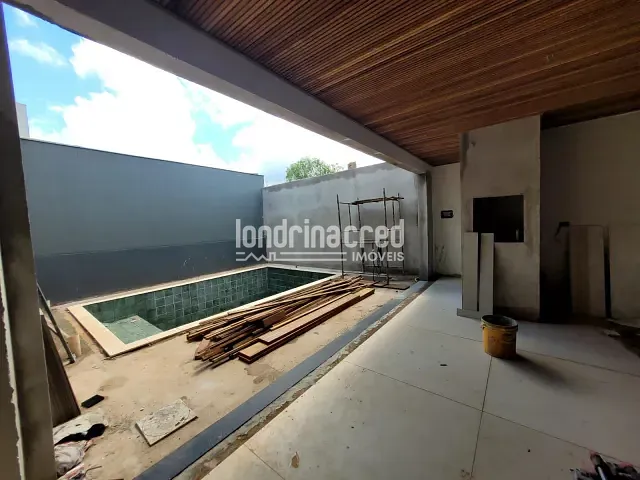 Casa com 250m² 3 quartos e 5 banheiros, à venda, no bairro Condominio Bella Vitta em Londrina
