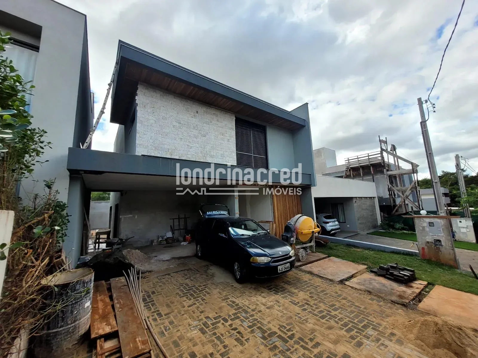 Casa, 3 quartos, 236 m² - Foto 2
