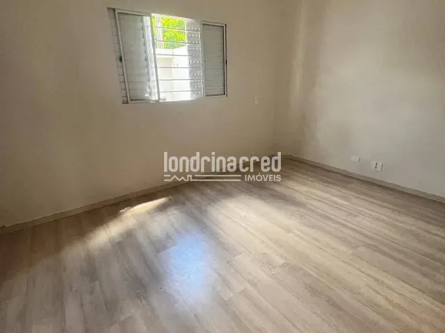 Casa com 195m² 4 quartos e 5 banheiros, à venda, no bairro Jardim Burle Marx em Londrina