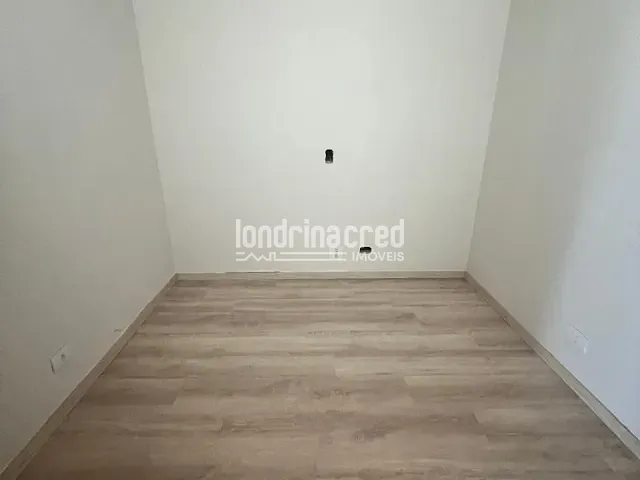 Casa com 195m² 4 quartos e 5 banheiros, à venda, no bairro Jardim Burle Marx em Londrina