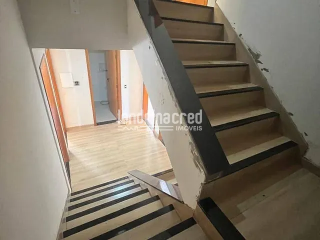 Casa com 195m² 4 quartos e 4 banheiros, à venda, no bairro Jardim Burle Marx em Londrina