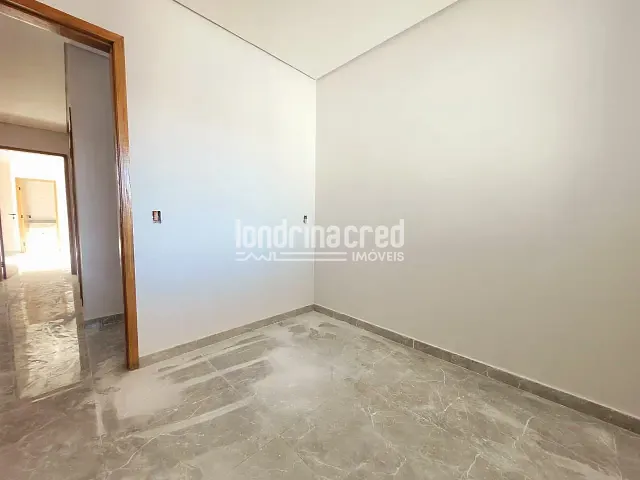 Casa com 152m² 3 quartos e 2 banheiros, à venda, no bairro Leonor em Londrina