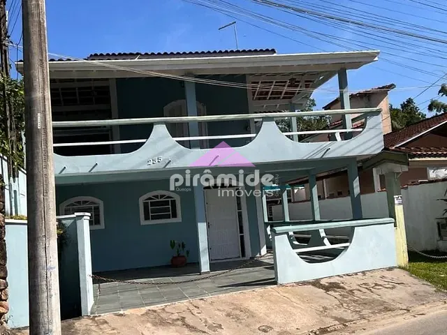 Casa com 151m² 3 quartos e 3 banheiros, à venda, no bairro Massaguaçu em Caraguatatuba