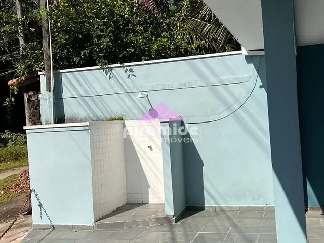 Casa com 151m² 3 quartos e 3 banheiros, à venda, no bairro Massaguaçu em Caraguatatuba
