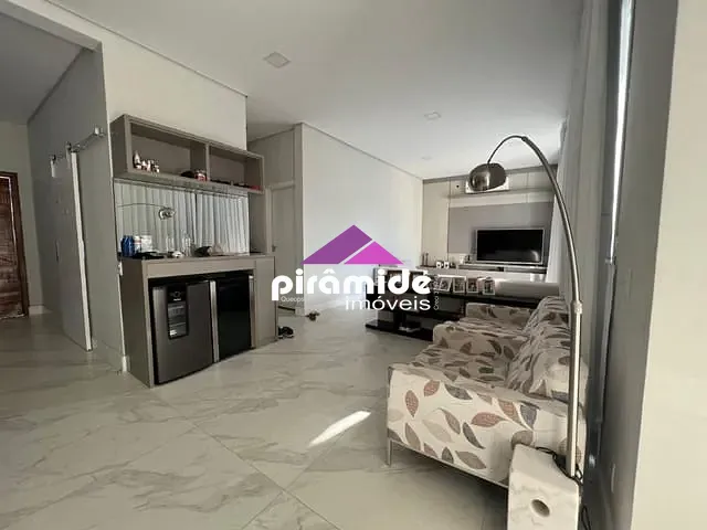 Casa com 450m² 3 quartos e 4 banheiros, à venda, no bairro Urbanova em São José dos Campos