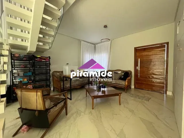 Casa com 450m² 3 quartos e 4 banheiros, à venda, no bairro Urbanova em São José dos Campos