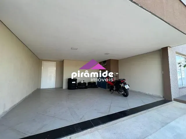 Casa com 450m² 3 quartos e 4 banheiros, à venda, no bairro Urbanova em São José dos Campos