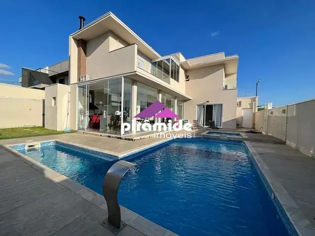 Casa com 450m² 3 quartos e 4 banheiros, à venda, no bairro Urbanova em São José dos Campos