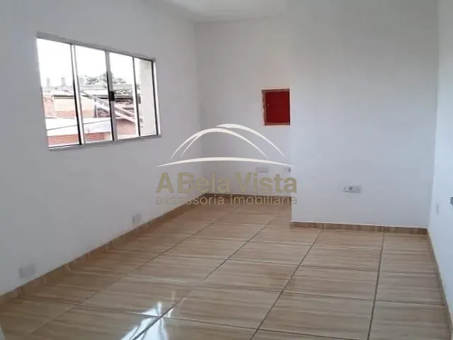 Casa 2 quartos e 1 banheiro, à venda, no bairro Vila Menck em Osasco