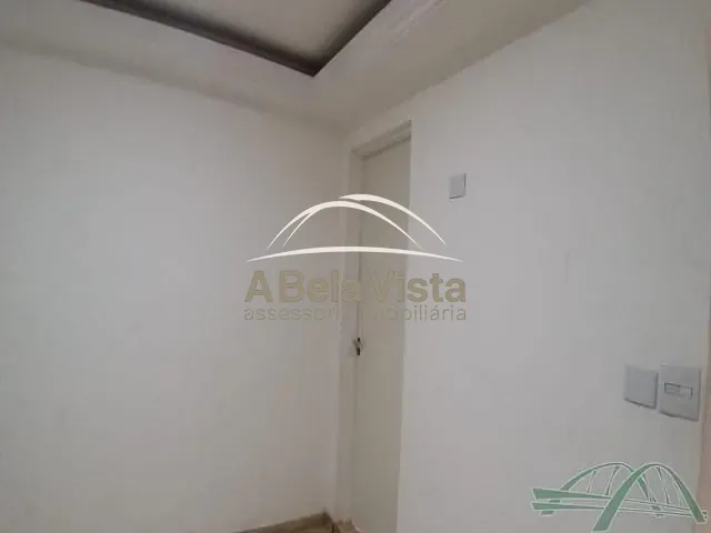 Casa 2 quartos e 1 banheiro, à venda, no bairro Vila Menck em Osasco