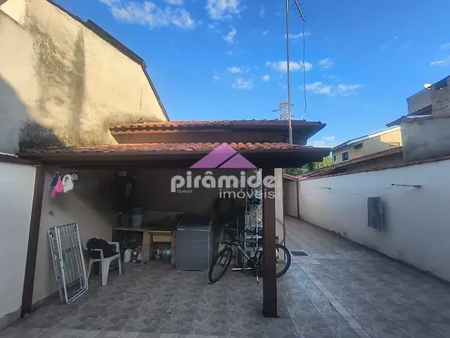 Casa com 245m² 2 quartos e 3 banheiros, à venda, no bairro Jardim das Gaivotas em Caraguatatuba