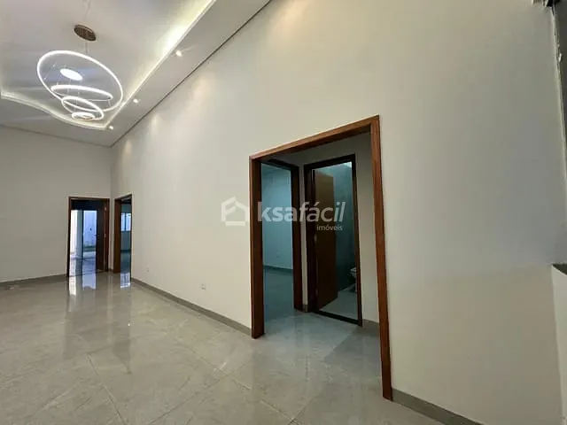 Casa com 195m² 3 quartos e 2 banheiros, à venda, no bairro Parque Residencial Rita Vieira em Campo Grande