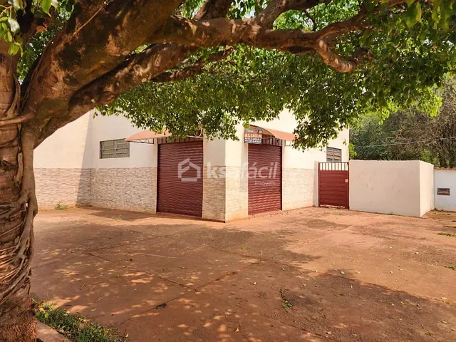 Casa com 495m² 4 quartos e 2 banheiros, à venda, no bairro Jardim Colúmbia em Campo Grande