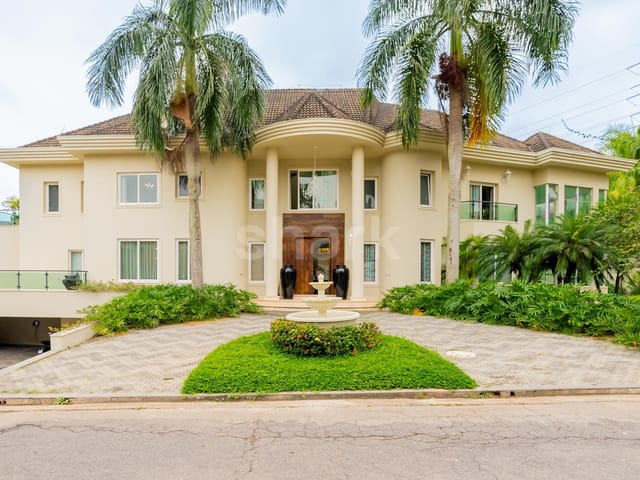 Casa com 1650m² 6 quartos e 8 banheiros, à venda, no bairro Tamboré em Santana de Parnaíba
