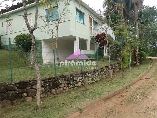Casa com 526m² 2 quartos e 1 banheiro, à venda, no bairro Balneário Gardem Mar em Caraguatatuba