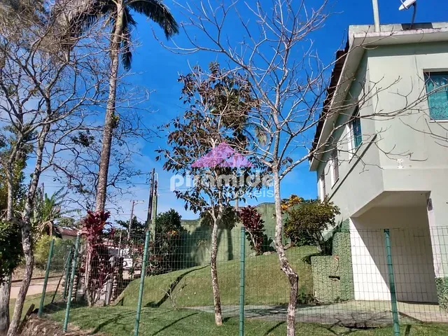 Casa com 526m² 2 quartos e 1 banheiro, à venda, no bairro Balneário Gardem Mar em Caraguatatuba