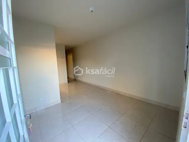 Casa 2 quartos e 1 banheiro, para alugar, no bairro Loteamento Cristo Redentor em Campo Grande